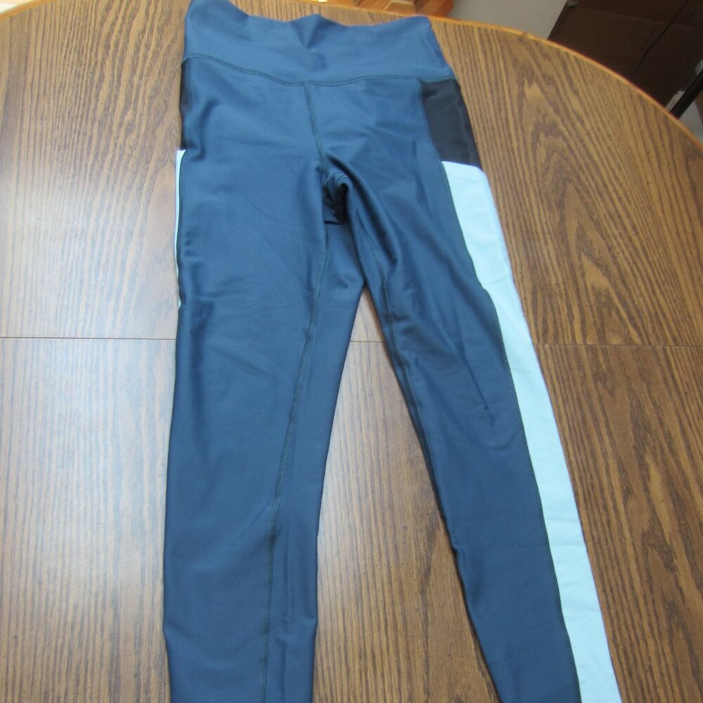 ThirdLove Kinetic Performance Pocket Legging in Air Size M